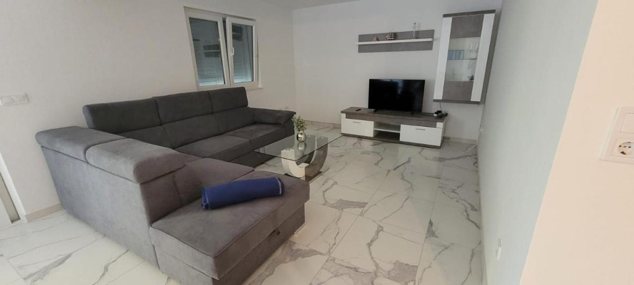 Apartments San โลวิสเต ภายนอก รูปภาพ